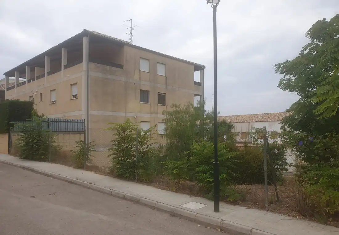 Naves industriales en Naquera